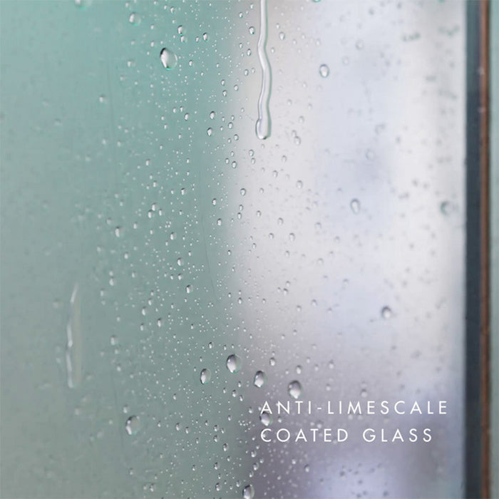 Close-up of anti-limescale coated glass on the Jaquar Oasis steam enclosure, preventing water stains and easing maintenance.