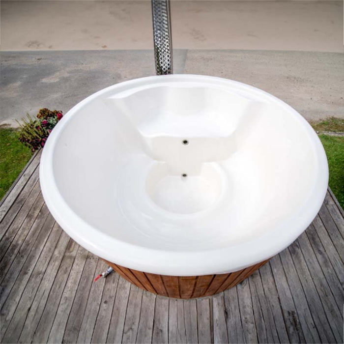 Fiberglass Hot Tub with Integrated Heater