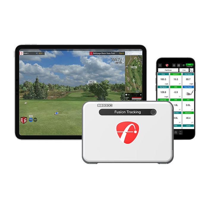 FlightScope Mevo+ with a simulation of Bethpage Black course on tablet and phone.