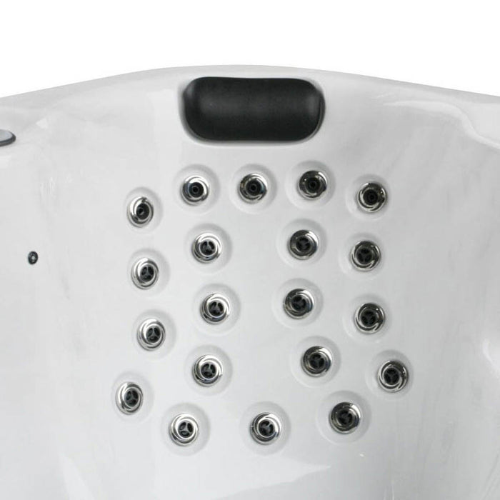 H2O 6000 6-Seater Hot Tub (In.clear & In.temp)