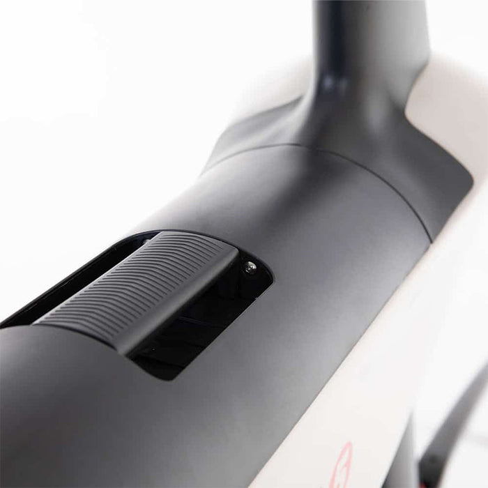Manta5 Hydrofoiler SL3 water bike integrated carry handle detail on the upper frame.